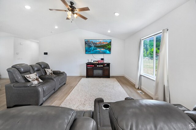 40 S 100 W, Trenton, UT 84338 - living room featuring vaulted ceiling, light wood-style floors, ceiling fan, and recessed lighting
