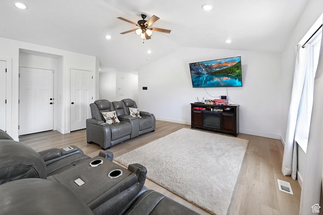 40 S 100 W, Trenton, UT 84338 - living area featuring a ceiling fan, light wood-type flooring, vaulted ceiling, and recessed lighting
