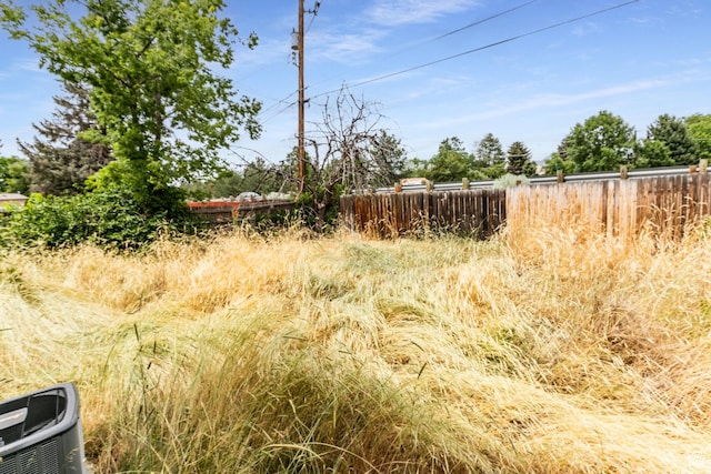 5841 S Fontaine Bleu Dr E, Murray, UT 84121 - view of yard