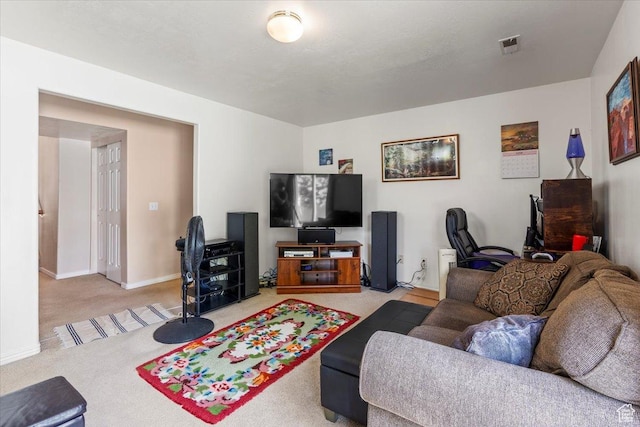 1014 W 4150 S, Riverdale, UT 84405 - living area with light colored carpet and baseboards