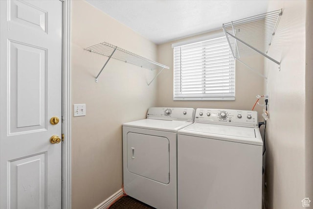 1014 W 4150 S, Riverdale, UT 84405 - laundry room featuring independent washer and dryer and baseboards