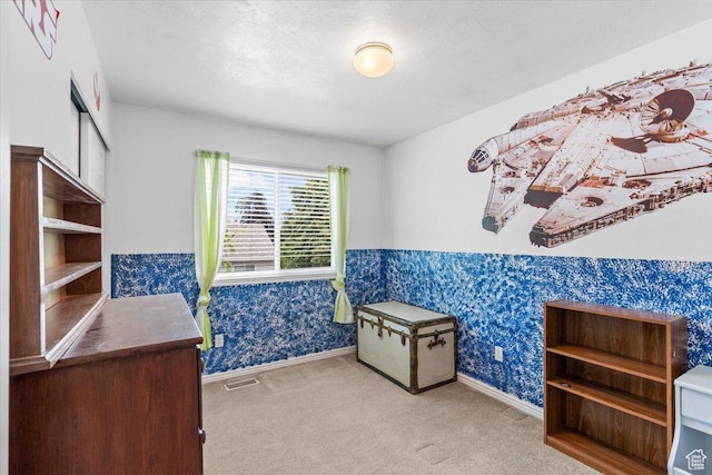 1014 W 4150 S, Riverdale, UT 84405 - carpeted office space with wallpapered walls and a textured ceiling