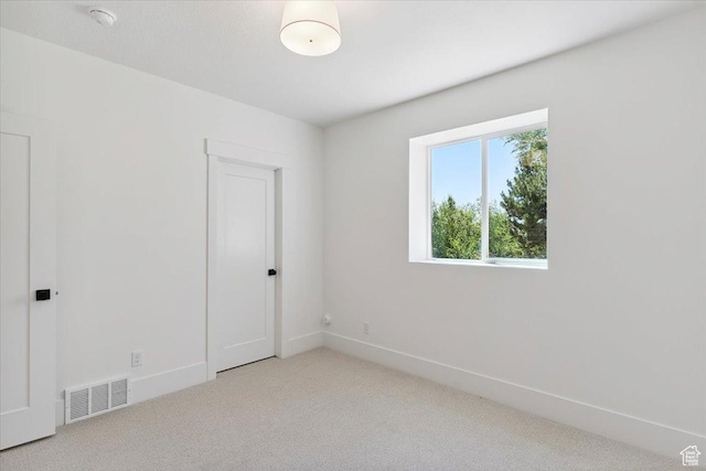 4095 N 100 E, North Ogden, UT 84414 - carpeted spare room with a smoke detector and baseboards