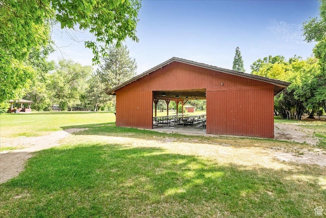 1454 Lancelot Dr, Provo, UT 84601 - view of property's community with a lawn and an outbuilding