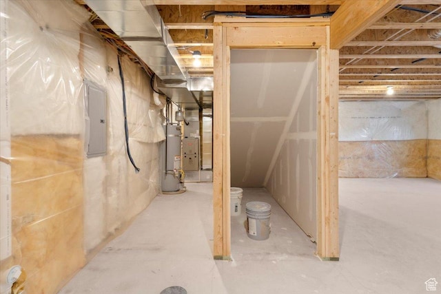 221 W 815 N Unit 21, Nephi, UT 84648 - unfinished below grade area with water heater and electric panel