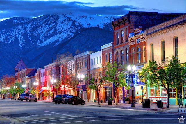 280 E Franklin St S, Ogden, UT 84401 - view of building exterior with a mountain view