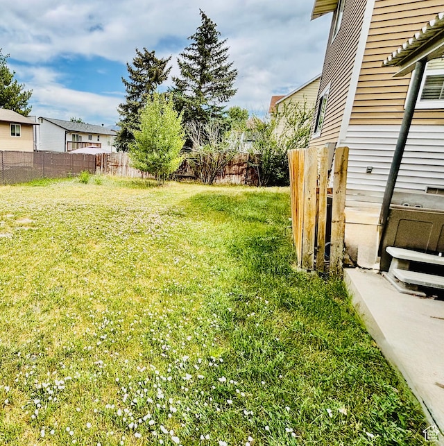 4946 W Pawnee Dr, West Jordan, UT 84081 - view of yard