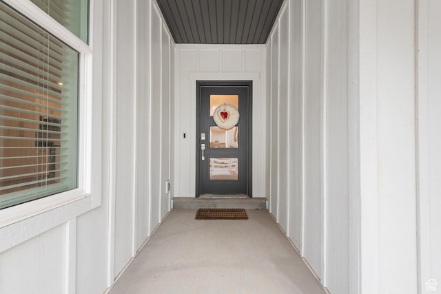 938 W Terracotta Dr, Saratoga Springs, UT 84045 - entrance to property featuring board and batten siding