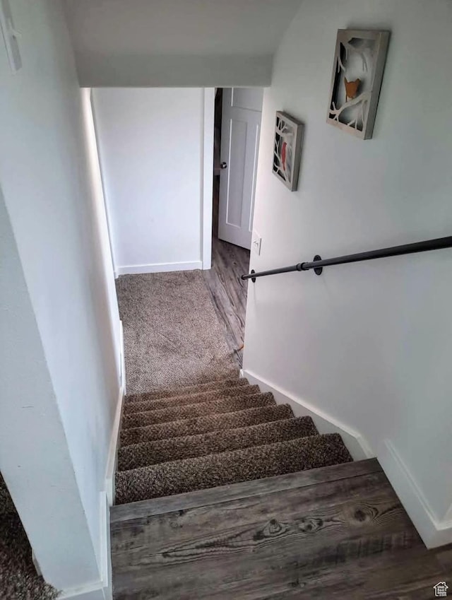 1018 E 40 N, Springville, UT 84663 - stairs featuring baseboards and carpet flooring