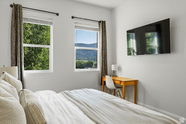 3547 N Creekside Way, Eden, UT 84310 - bedroom featuring multiple windows