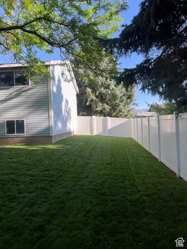 345 E 350 N, Salem, UT 84653 - view of yard