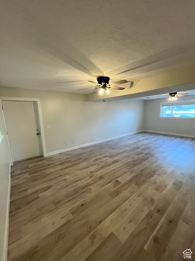 345 E 350 N, Salem, UT 84653 - empty room with wood finished floors, a textured ceiling, and ceiling fan