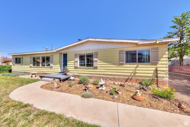 1281 Holyoak Ln E, Moab, UT 84532 - view of front of house
