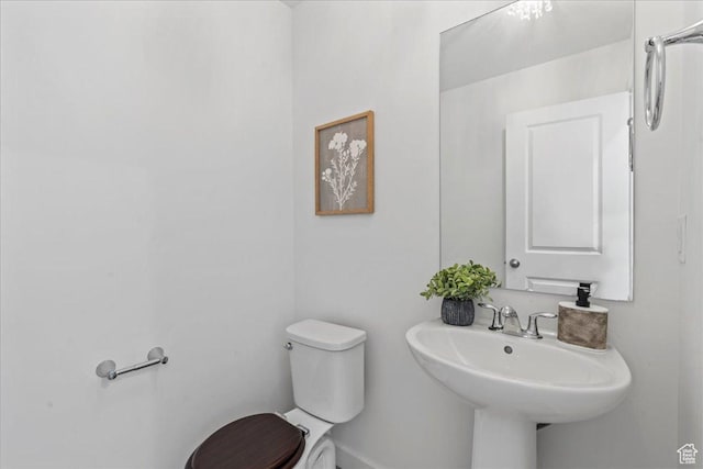 11568 S Watercourse Rd, South Jordan, UT 84009 - half bathroom featuring toilet and a sink