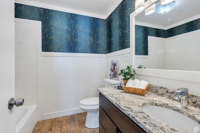 780 Loader Dr, Pleasant Grove, UT 84062 - full bath with wood finished floors, vanity, a wainscoted wall, and wallpapered walls