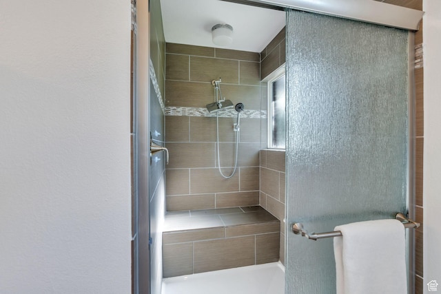 780 Loader Dr, Pleasant Grove, UT 84062 - full bathroom featuring a shower stall