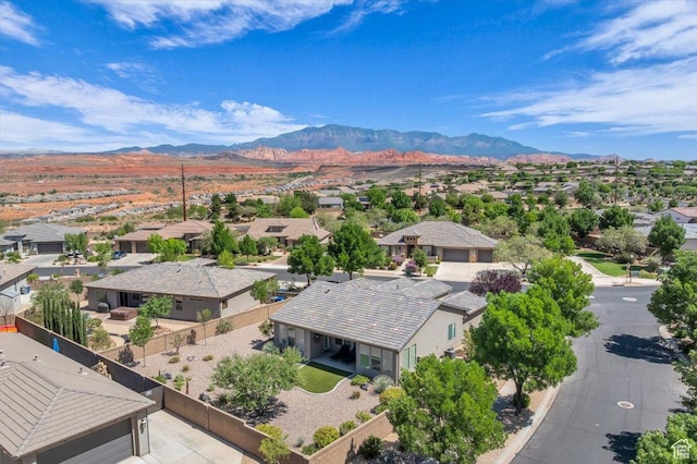 424 N Highland Pkwy, Washington, UT 84780 - aerial view of residential area with a mountain backdrop