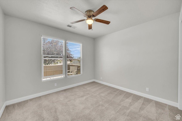 424 N Highland Pkwy, Washington, UT 84780 - empty room with light colored carpet and a ceiling fan