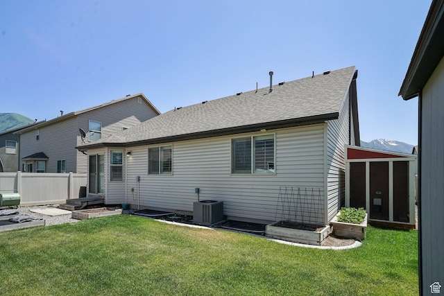 2051 E 1180 S, Spanish Fork, UT 84660 - back of property featuring roof with shingles