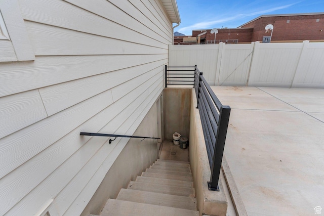 128 E 840 N, Santaquin, UT 84655 - view of staircase