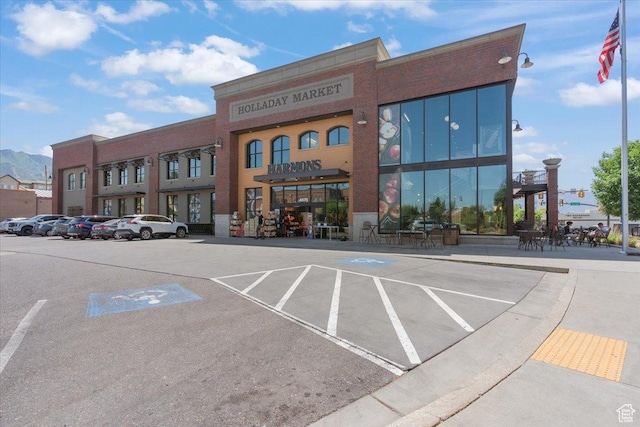 2494 E Murray Holladay Rd S, Holladay, UT 84117 - view of commercial property with uncovered parking
