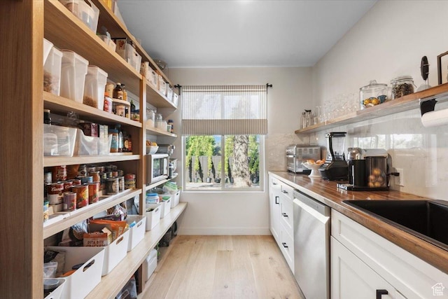 2494 E Murray Holladay Rd S, Holladay, UT 84117 - view of pantry