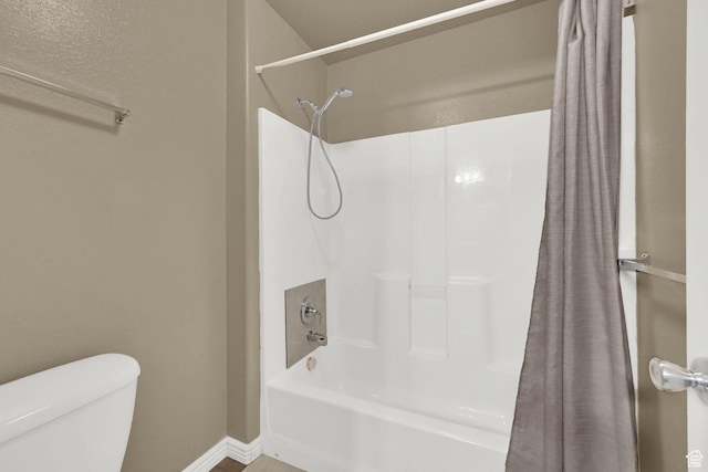 419 E 475 N, Ogden, UT 84404 - full bath with shower / tub combo and toilet