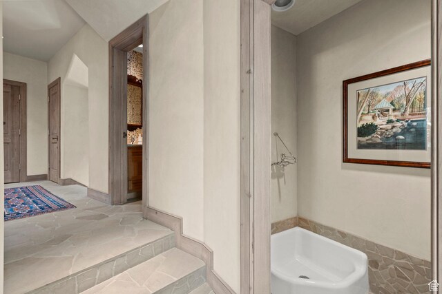 6033 S 2300 E, Holladay, UT 84121 - view of bathroom