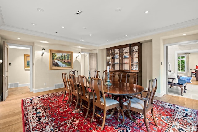 6033 S 2300 E, Holladay, UT 84121 - dining room with light wood-style floors, ornamental molding, and recessed lighting