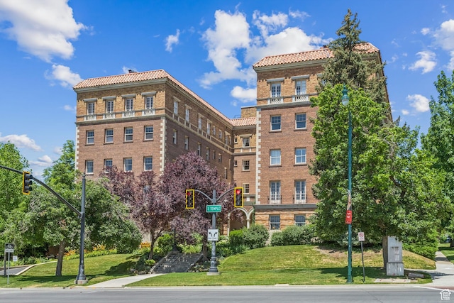 1283 E S Temple Unit 503, Salt Lake City, UT 84102 - photo 1