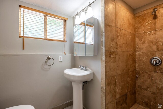 2039 W Camelot S, West Jordan, UT 84084 - full bath featuring tiled shower and toilet