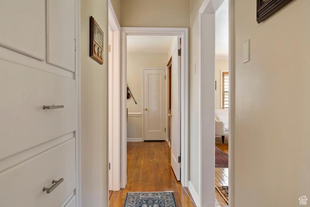 2664 S Melbourne St E, Salt Lake City, UT 84106 - hallway featuring light wood-type flooring
