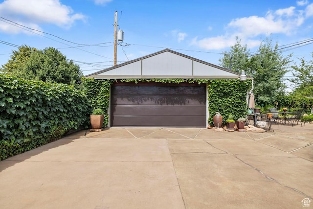 2664 S Melbourne St E, Salt Lake City, UT 84106 - view of detached garage