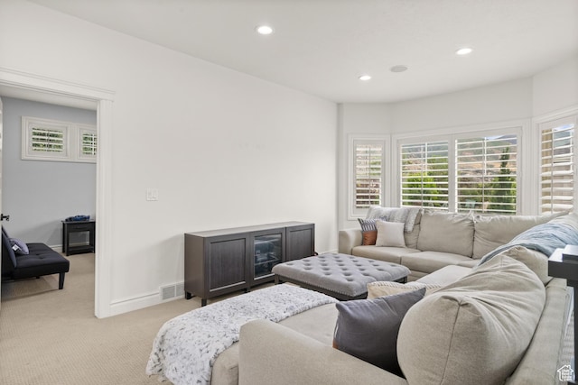 855 E Snap Dragon Ln, Fruit Heights, UT 84037 - living room with light carpet and recessed lighting