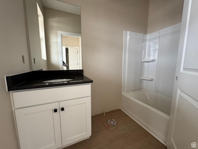 835 S 950 W Unit 124, Springville, UT 84663 - full bathroom with wood finished floors, vanity, and shower / bath combination