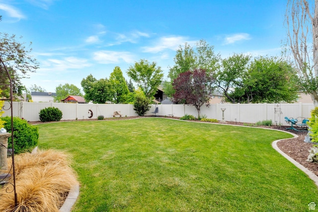 11273 S Alisa Meadows Dr, South Jordan, UT 84095 - view of fenced backyard