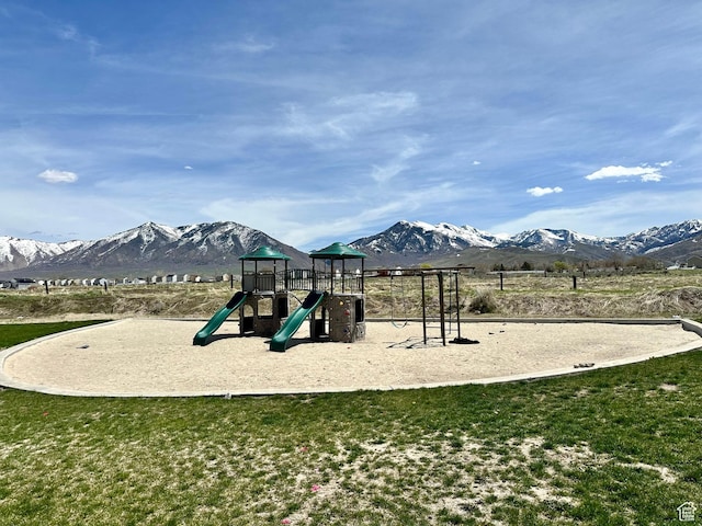 849 N Gleneagles Ct W, Tooele, UT 84074 - community play area with a mountain view