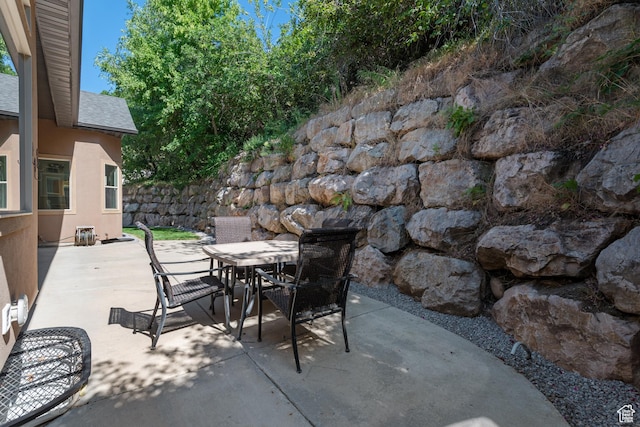 520 Lacey Way N, Salt Lake, UT 84054 - view of patio / terrace with outdoor dining area