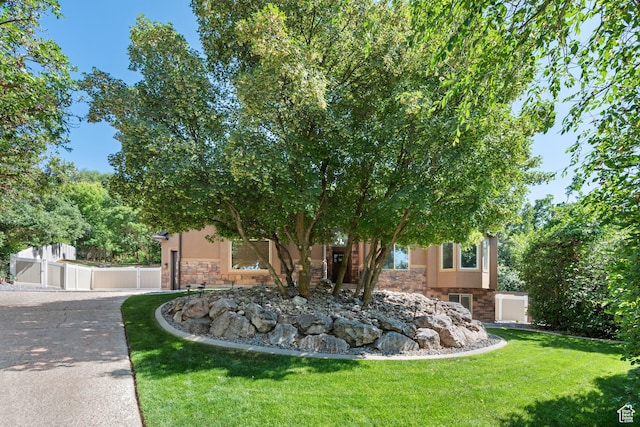 520 Lacey Way N, Salt Lake, UT 84054 - view of front of house with stone siding and stucco siding