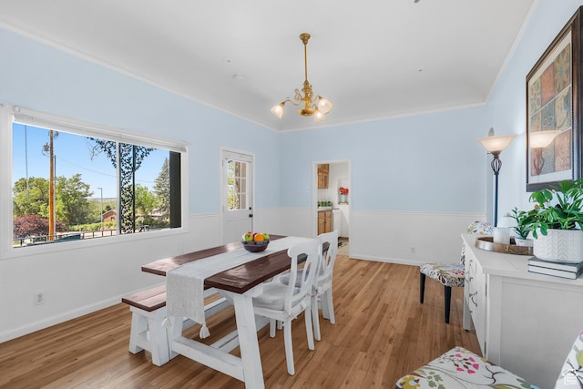 79 S 300 E, Farmington, UT 84025 - dining space featuring a chandelier, light wood-style floors, and crown molding