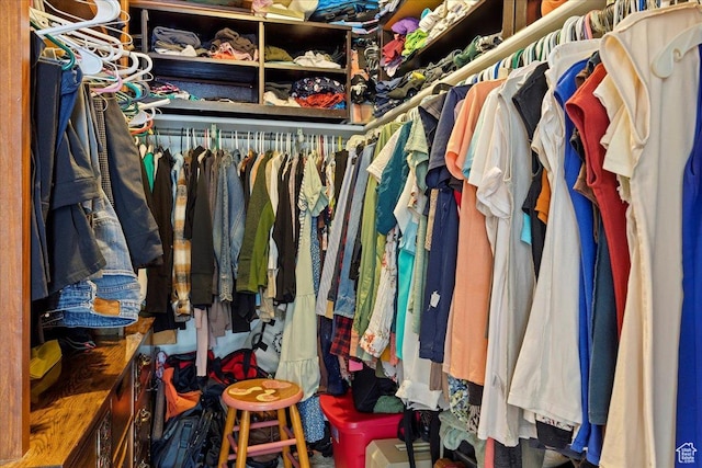 2391 Kays Creek Dr, Layton, UT 84040 - view of spacious closet