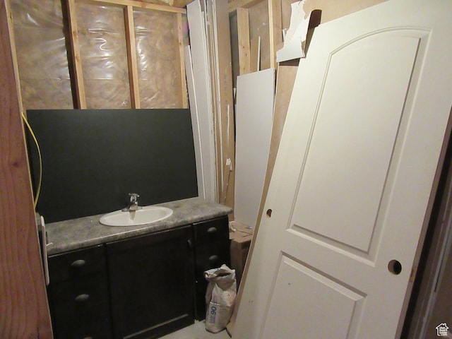 544 E 1875 S, Roosevelt, UT 84066 - bathroom with vanity
