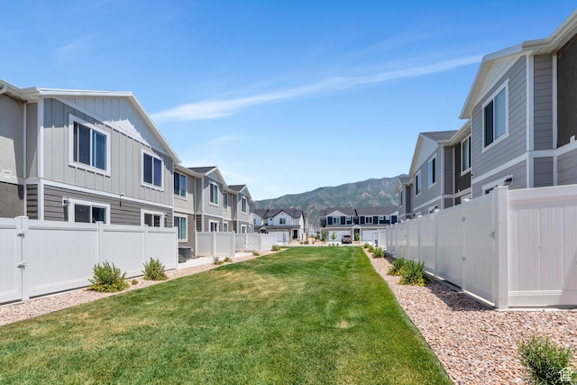 1127 W Hidden Spring Dr, Santaquin, UT 84655 - fenced backyard with a residential view and a mountain view