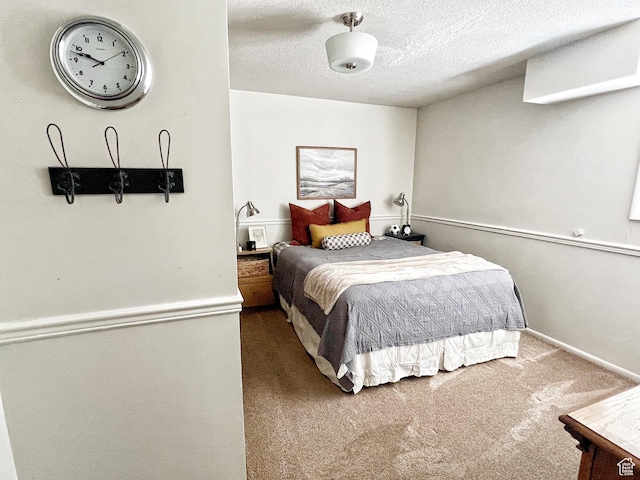 920 S 940 W, Richfield, UT 84701 - bedroom featuring carpet floors and a textured ceiling