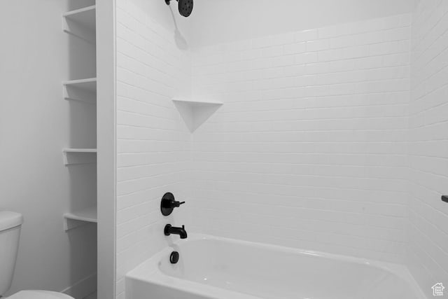 6658 W Docksider Dr, South Jordan, UT 84009 - full bathroom with toilet and washtub / shower combination