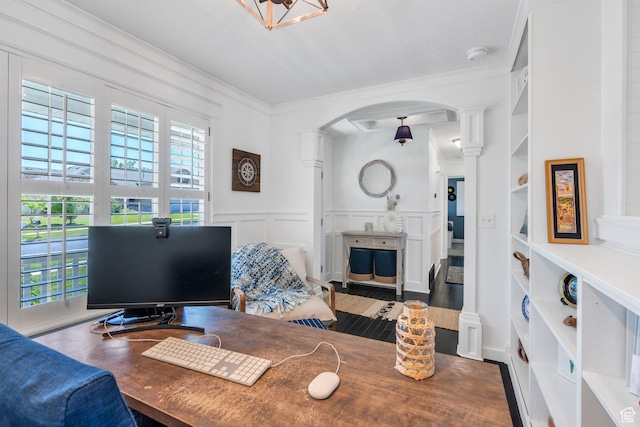 914 W Red Fox Ln, Saratoga Springs, UT 84045 - office with decorative columns, plenty of natural light, built in features, ornamental molding, and arched walkways