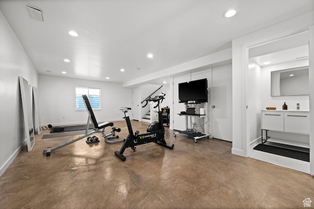 1578 E Maple Way, Layton, UT 84040 - workout room featuring recessed lighting