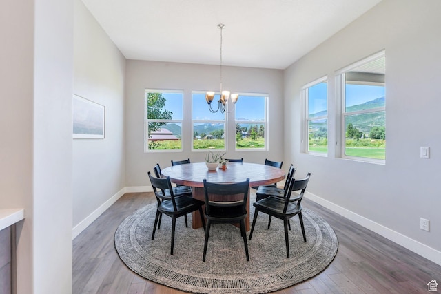 586 S Appenzell Ln W Unit 16, Midway, UT 84049 - dining space featuring a chandelier and wood finished floors