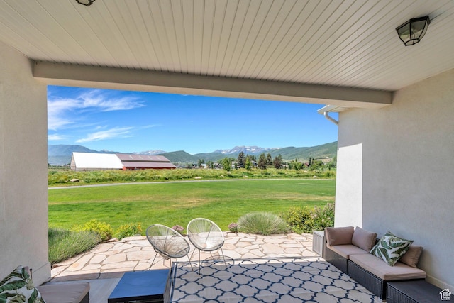 586 S Appenzell Ln W Unit 16, Midway, UT 84049 - view of patio with a mountain view and outdoor lounge area