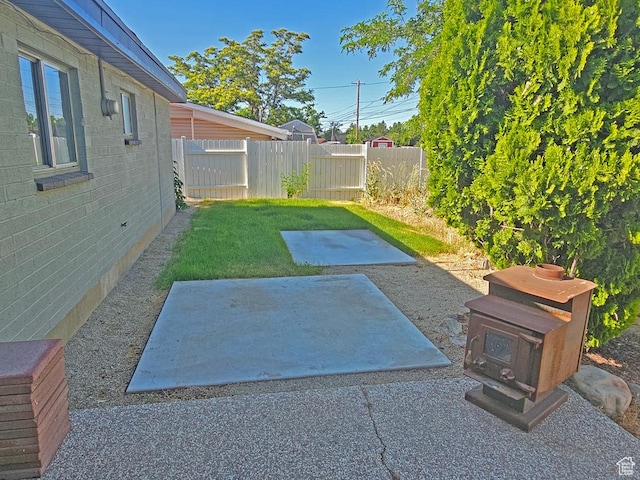 10138 S Peony Way, Sandy, UT 84094 - view of yard with a patio